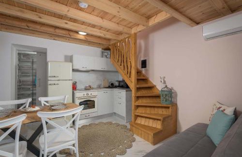 Halki House | Captain's Memories Stylish Harbour Apartments