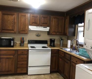 Avon House | Captain's Quarters