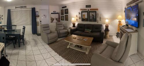 Midtown Ocean City Apartment | Captain's Quarters