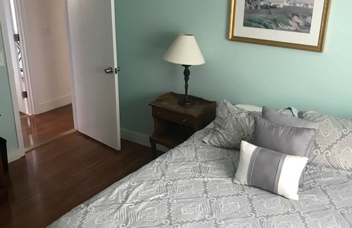 Bass Harbor House | Captain Wid's- 4 bedroom home on the quietside of Mount Desert Island