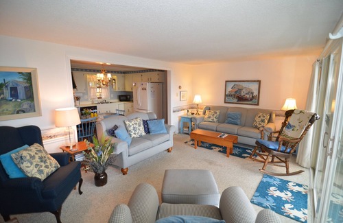 Hall Quarry House | Captains Quarters-Modern ocean view home near Acadia & Bar Harbor.