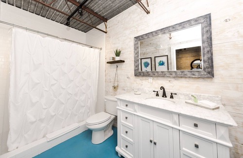 Historic Downtown Apalachicola Apartment | Captains Quarters at Scipio Creek Marina
