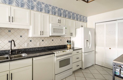 Northeast Virginia Beach House | Captain’s Suite Beach Condo Near Rudee Inlet