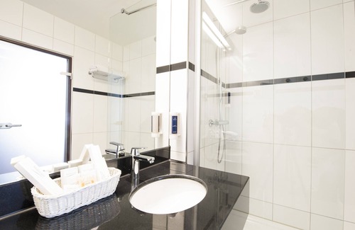 Weil am Rhein Hotel | Carathotel Basel/Weil am Rhein