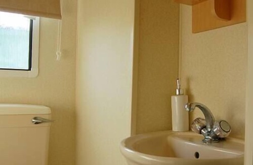 Tywyn RV Rental | CARAVAN 147 NEPTUNE HALL in Tywyn