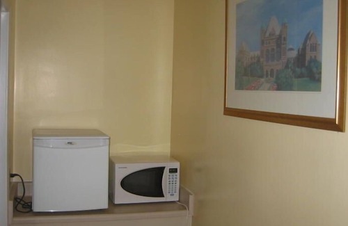 Niagara Falls Hotel | Caravan Inn Motel