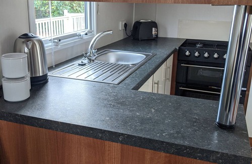 Hastings Ski Chalet | Caravan nearby Hastings, Coghurst Hall Park