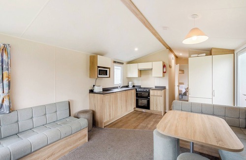 Longridge House | Caravan with one double and one twin.