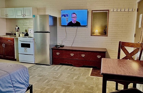 Swift Current Hotel | Caravel Motel