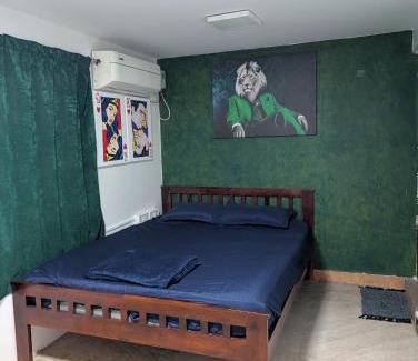 Mylapore Tiruvallikk Hotel | Carbon Stays - Couples & Travelers Friendly Stay