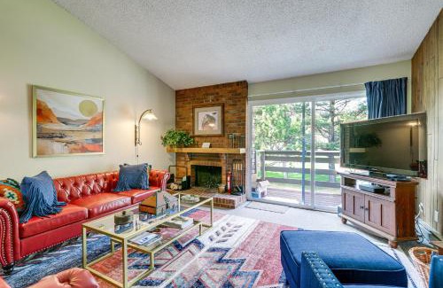 Carbondale Apartment | Carbondale Condo with Balcony and On-Site Fly Fishing!