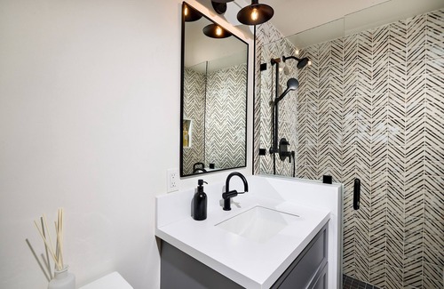 Cardiff-by-the-Sea Apartment | Cardiff Swamis Beach Studio: Perfect Location!