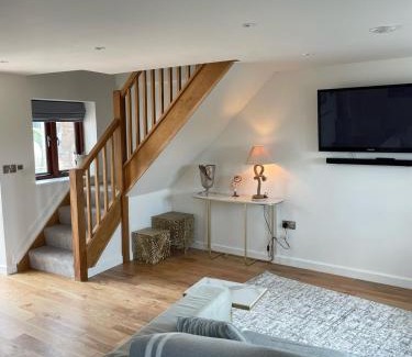 Worlington House | Careful Cottage