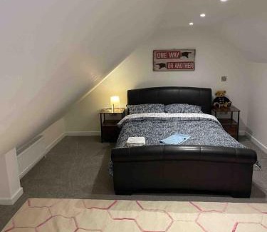 Worlington House | Careful Cottage