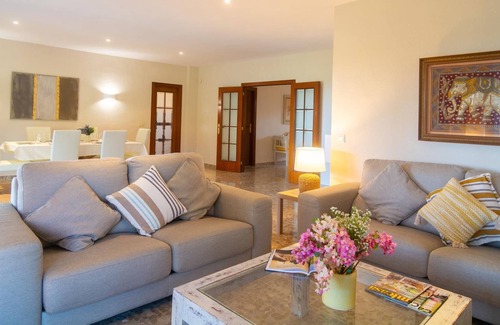 Carib Playa Villa | Carib Playa large Andalusian villa on two levels with private pool, garden