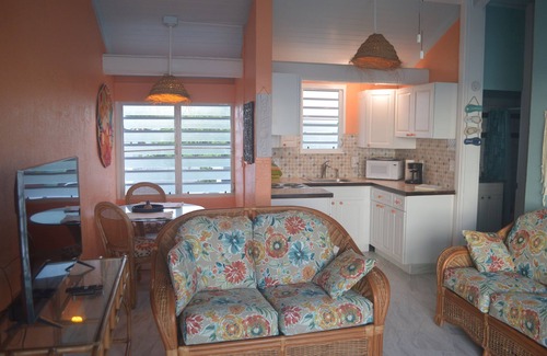 La Grande Princesse Condo | Caribbean blues and breezes to soothe your soul!