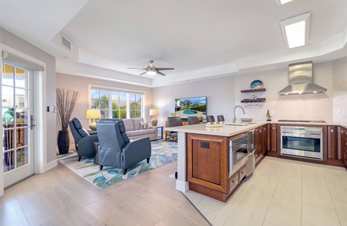 Siesta Key Village House | Caribbean Dream | Luxury Condo on Siesta Key w/Heated Pool, Walking Distance to Beach & Village!