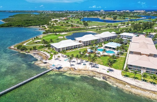 Crystal Harbour Apartment | Caribbean Gem! 4 Island View Units, Steps to North Sound Golf Club! Outdoor Pool