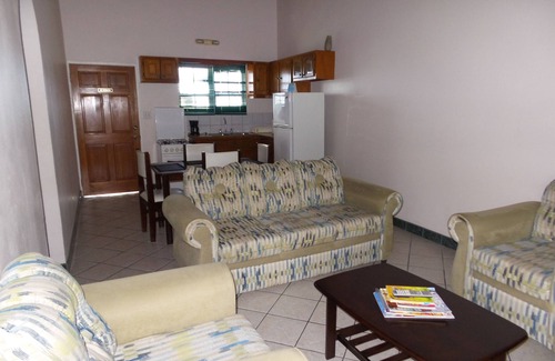 Saint John Parish Hotel | Caribbean Inn & Suites