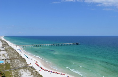 Navarre Beach Apartment | Caribbean Resort Gulf Front Penthouse!