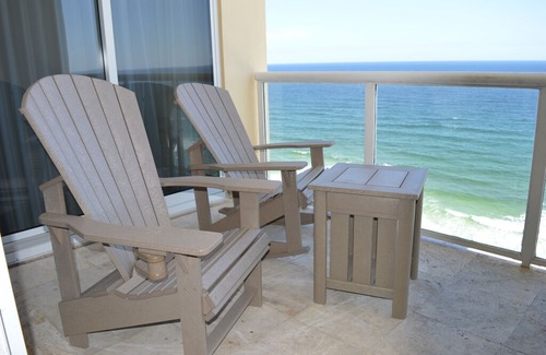 Navarre Beach Apartment | Caribbean Resort Gulf Front Penthouse!