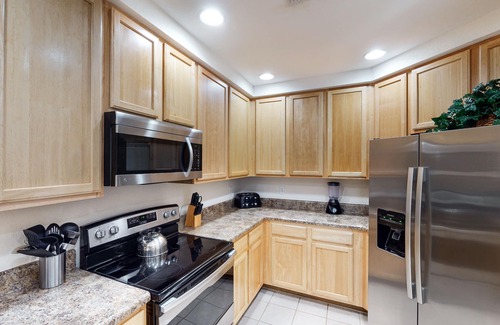 West Kissimmee Condo | Caribe Cove Resort