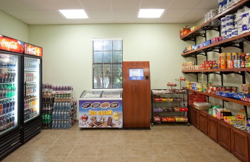 West Kissimmee Condo | Caribe Cove Resort