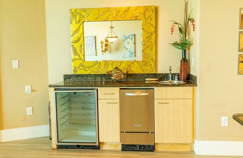 Orange Beach East Condo | Caribe D611 - Beach and Bay Views - Orange Beach - Signature Properties