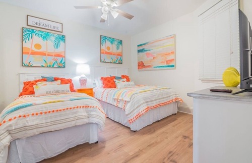 Orange Beach East Condo | Caribe Resort - B building, views of Gulf, Bay & Perdido Pass. Newly Remodeled!
