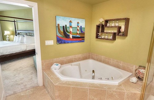 Orange Beach East Condo | Caribe Resort C1011,