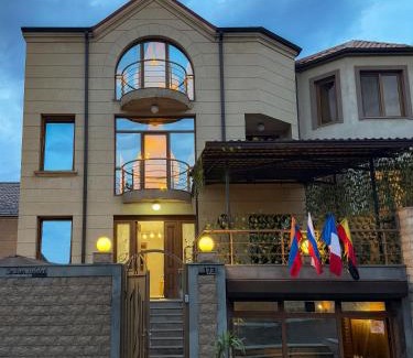 Kentron Hotel | Caribian Hotel Yerevan