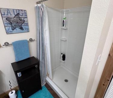Kingston Apartment | Carlene's Place at Lake Texoma 2 Bedroom Sleeps 8