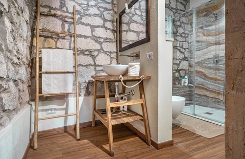 Carloforte Apartment | Carloforte Central & Lovely Apartment W/Terrace!
