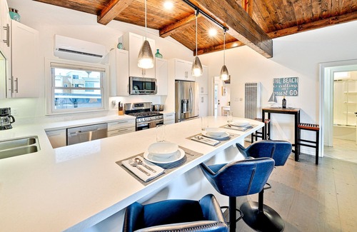 Carlsbad House | Carlsbad Ocean-View Beach Home w/ Private Hot Tub & Walkable Locale