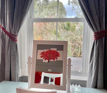 Torquay Bed & Breakfast | Carlton Court