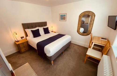 Weymouth Apartment | Carlton Guest Suites - Weymouth