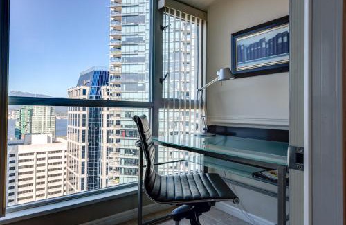 Downtown Vancouver Hotel | Carmana Hotel & Suites