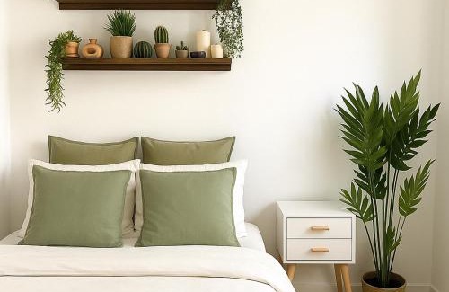 Haifa Apartment | Carmel Emerald