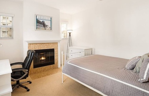 North City House | Carmel Family home walk to schools and shopping