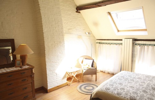 Stalingrad Bed & Breakfast | Carmelites Guest House