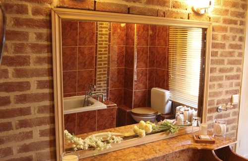 Stalingrad Bed & Breakfast | Carmelites Guest House