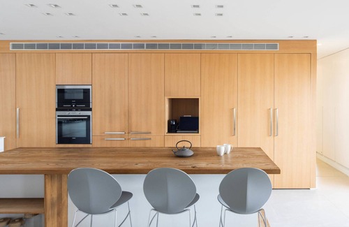 Old North Apartment | Carmelo Bazel Horizon Apartment