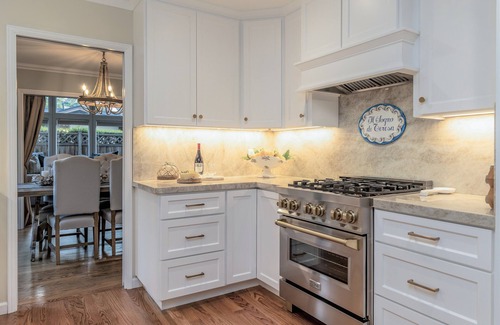 Golden Rectangle House | Carmel’s Golden Rectangle. Ocean views, walk to the beach and town in minutes.