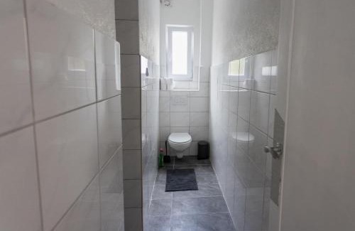 Villingen-Schwenningen Apartment | Carming Worker Apartment in Villingen-Schweningen with WiFI
