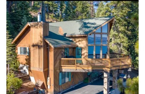 Tahoe City House | Carnelian Bay Getaway at Casa Montelago