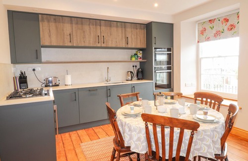 Newport Cottage | CARNORFA, pet friendly, with open fire in Newport, Pembrokeshire
