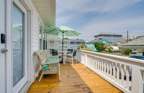 North Carolina Coast House | Carolina Beach Home with Private Deck Walk to Shore