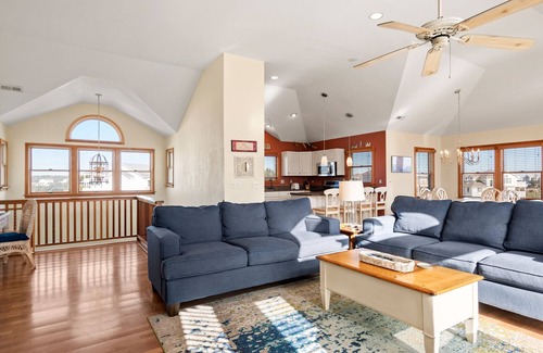 Ocean Hill House | Carolina Daydreamin': Ocean Views, Private Pool & Spa
