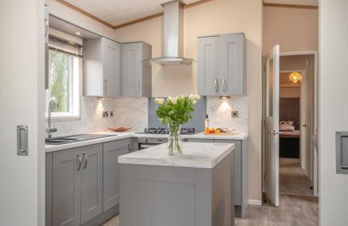 Welney House | Carp Lodge