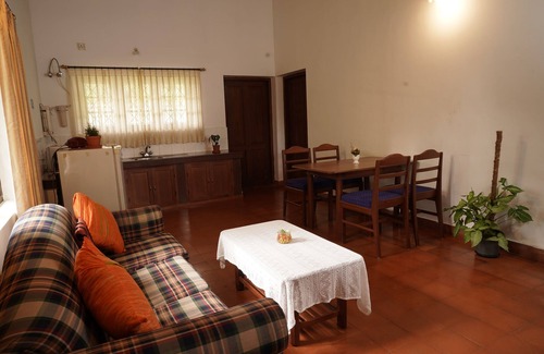 Kushalnagar Villa | Carpe diem stay a holiday home located in the midst of greenery away from town.